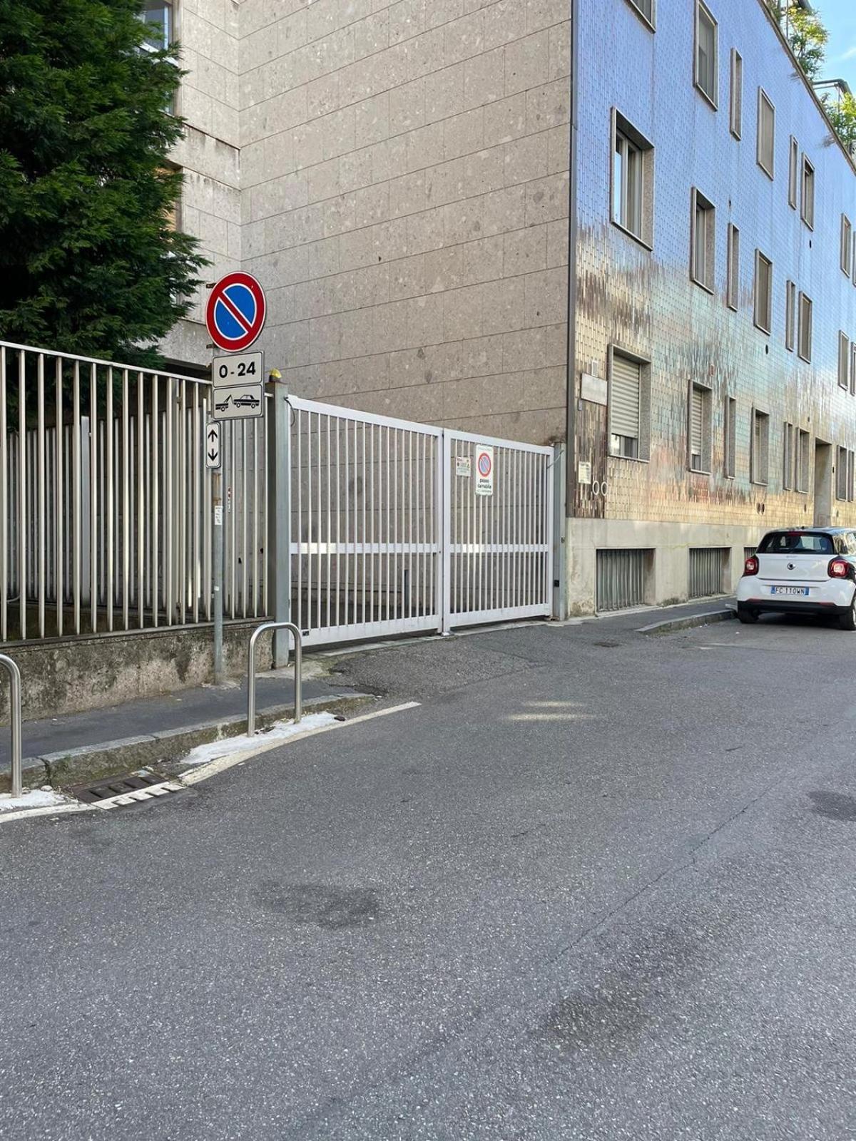 מילאנו Morivione Apartment - Bocconi Free Parking מראה חיצוני תמונה